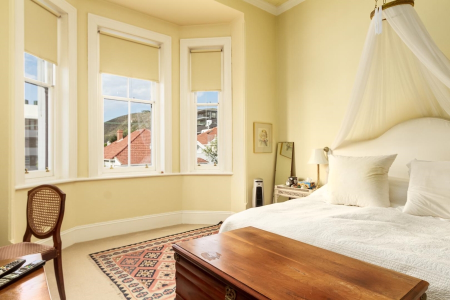 4 Bedroom Property for Sale in Bantry Bay Western Cape